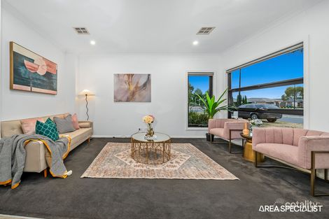 Property photo of 27 Elmslie Drive Cranbourne East VIC 3977