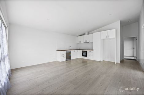 Property photo of 1/104A Lylia Avenue Mount Clear VIC 3350
