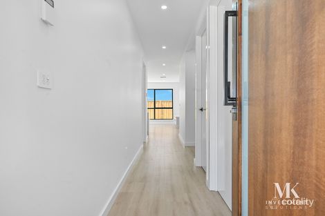 Property photo of 20 Hederwick Street Mickleham VIC 3064