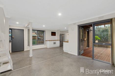 Property photo of 60 Bendoran Crescent Bundoora VIC 3083