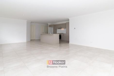 Property photo of 2/31 Middle Road Hillcrest QLD 4118