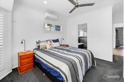 Property photo of 40 Sweeney Court Glenella QLD 4740