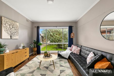 9 Holland Ct, Newport, VIC 3015
