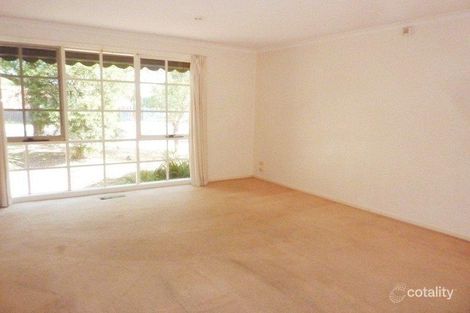 Property photo of 10 Carrington Crescent Carrum Downs VIC 3201