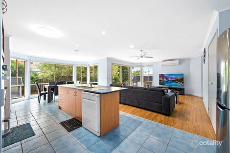 Property photo of 102 Bemersyde Drive Berwick VIC 3806