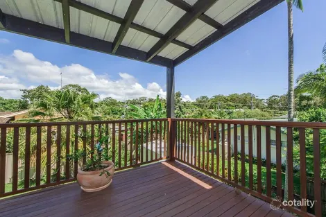 Property photo of 3 Grevillia Avenue Southport QLD 4215