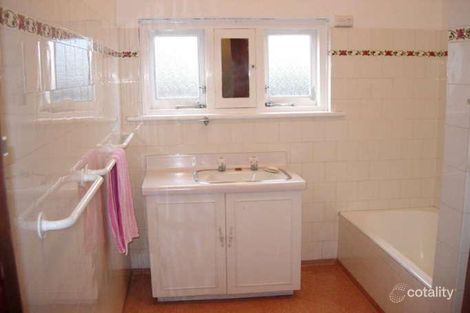 Property photo of 33 Aroha Terrace Black Forest SA 5035