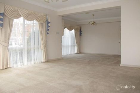 Property photo of 10 Woodlands Edge Templestowe VIC 3106