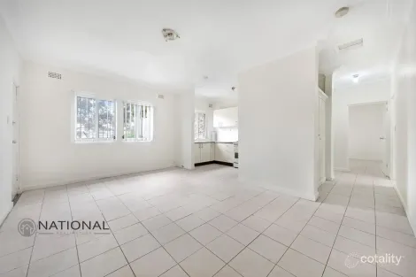 2/270 Guildford Rd, Guildford, NSW 2161