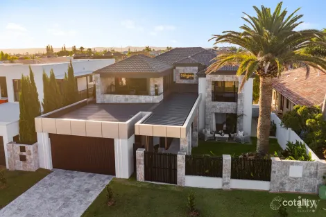 Property photo of 34 The Peninsula Paradise Point QLD 4216