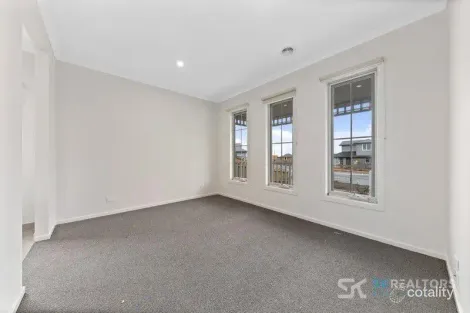 Property photo of 3 Elmore Avenue Eynesbury VIC 3338