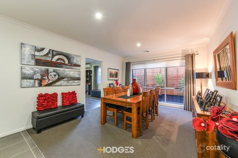 Property photo of 19 Maeve Circuit Clyde North VIC 3978