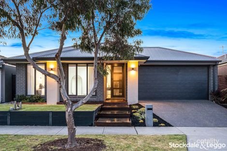 11 Glenferrie Ave, Mickleham, VIC 3064
