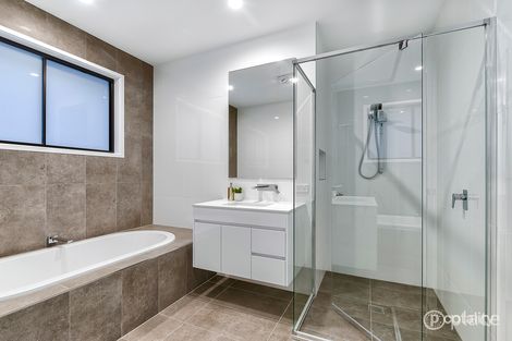 Property photo of 11 First Street Camp Hill QLD 4152