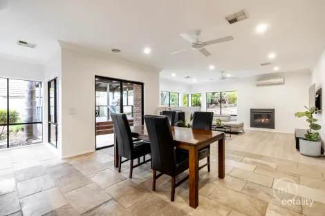 Property photo of 20 Citriodora Court Diamond Creek VIC 3089