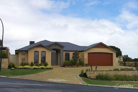 8 Priest Rd, Landsdale, WA 6065