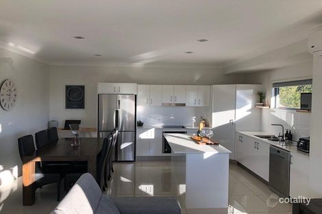 Property photo of 2/51 Steele Street Holland Park QLD 4121