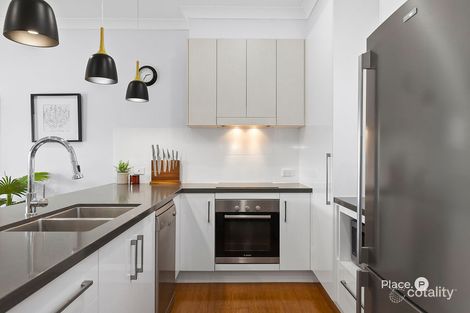Property photo of 2/22 Worden Street Morningside QLD 4170
