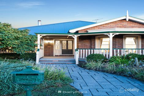 Property photo of 1 Cahill Court Highton VIC 3216
