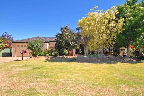 31 Acheson Cres, Woodvale, WA 6026