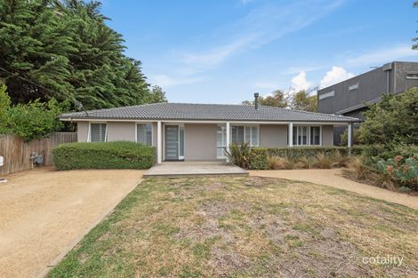 Property photo of 32 Heather Avenue Sorrento VIC 3943