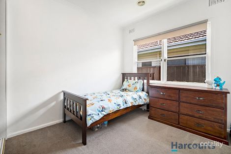 Property photo of 24 Edgar Street Wendouree VIC 3355