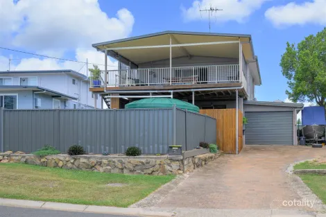 Property photo of 5 Sayre Crescent Boyne Island QLD 4680