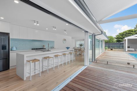 Property photo of 32 Heather Avenue Sorrento VIC 3943