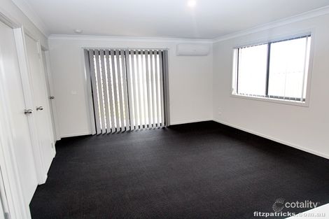 Property photo of 1/30 Jumbuck Drive Gobbagombalin NSW 2650