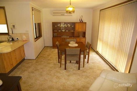 Property photo of 4 Ritchie Crescent Horsley NSW 2530