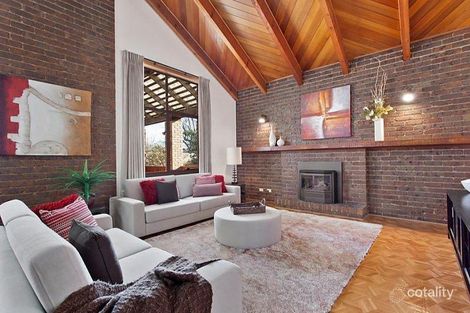 Property photo of 23 Quinn Grove Keilor East VIC 3033