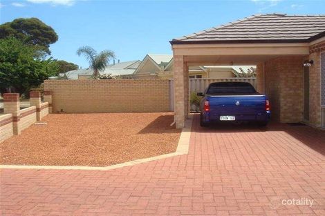 Property photo of 2/5 Cambridge Drive Greenfields WA 6210