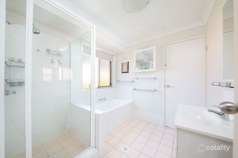 Property photo of 16 Greenvale Court Regents Park QLD 4118