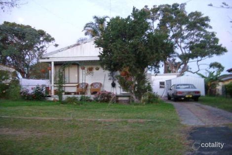 11 Cornwall Ave, Gorokan, NSW 2263