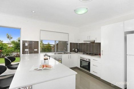 Property photo of 18/14 Photinia Crescent Mountain Creek QLD 4557
