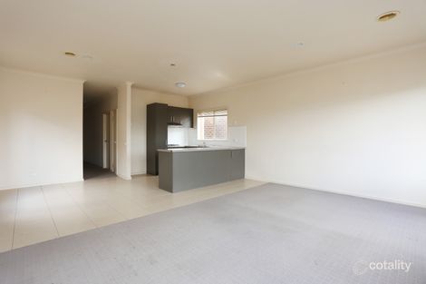 Property photo of 23/17 Crestmont Drive Melton South VIC 3338