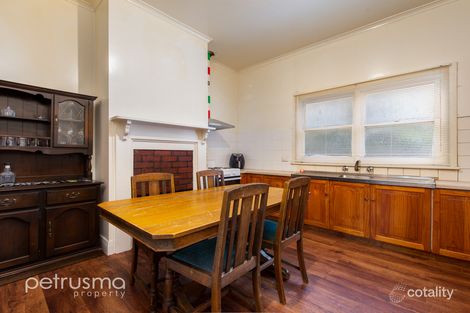 Property photo of 210 Derwent Avenue Lindisfarne TAS 7015