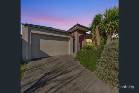 6 Field St, Pakenham, VIC 3810