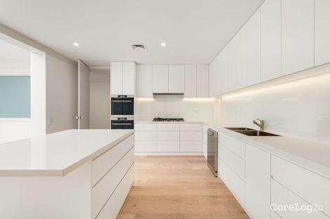 Property photo of 2/21 Wallace Avenue Toorak VIC 3142