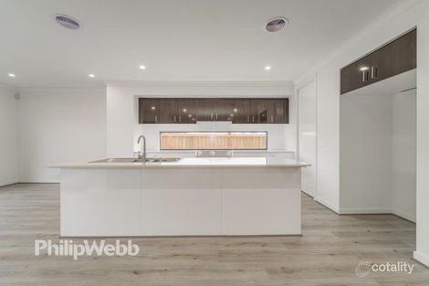 64 Bayvista Cct, Point Cook, VIC 3030