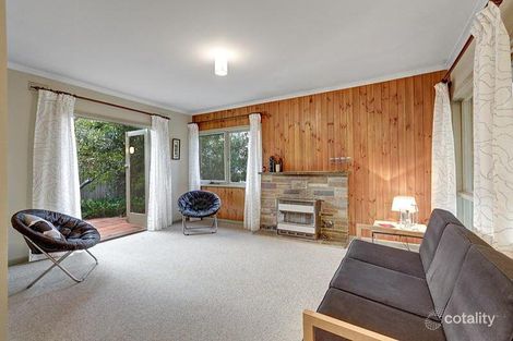 Property photo of 55 Rosalind Crescent Blackburn VIC 3130