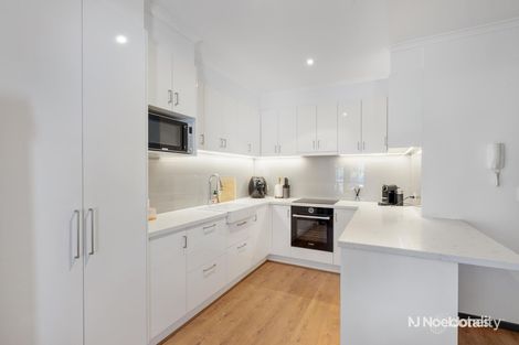 Property photo of 33/13-15 Hewish Road Croydon VIC 3136