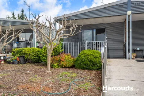 Property photo of 2/70 Shaw Street Beaconsfield TAS 7270