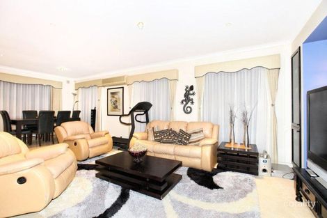 Property photo of 75 Stonebridge Way Attwood VIC 3049