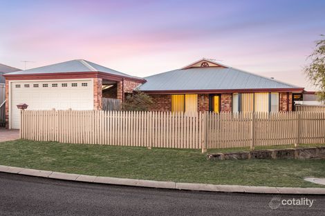 Property photo of 4 Holyrood Close Orelia WA 6167