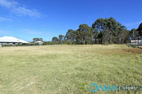 Property photo of 25 Halmstad Boulevard Luddenham NSW 2745