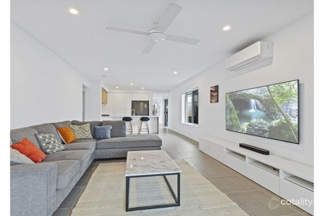 Property photo of 30 Dunstan Crescent Strathpine QLD 4500