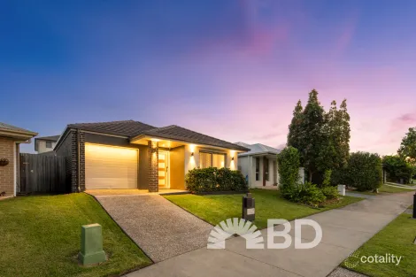Property photo of 17 Stone Ridge Boulevard Narangba QLD 4504