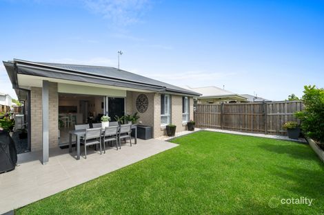 6 Emerald St, Palmview, QLD 4553