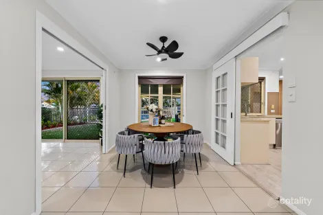 Property photo of 17 Carnation Crescent Calamvale QLD 4116